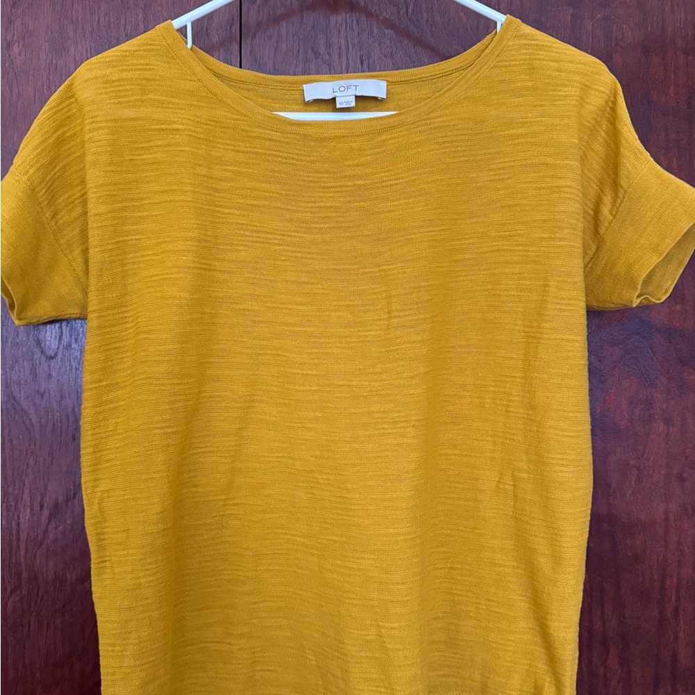 LOFT Golden Short Sleeve Tee
